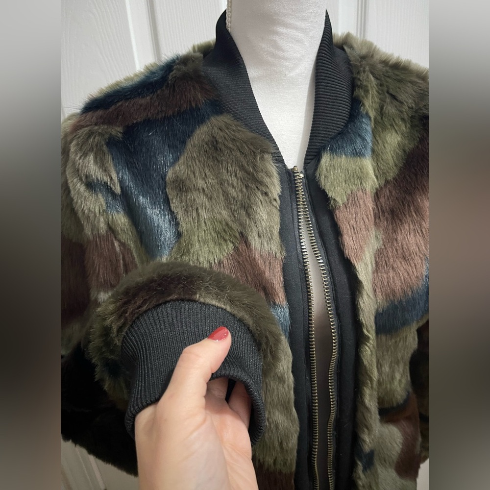 MARRAKECH+ANTHRO: Faux Fur Camouflage print Bomber Jacket size Medium